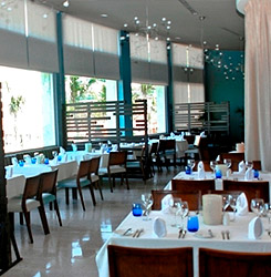 Azul Sensatori, by Karisma has great deals from couples looking to enjoy amazing five star cusine at an all inclusive resort, or families looking to have a memorable meal together